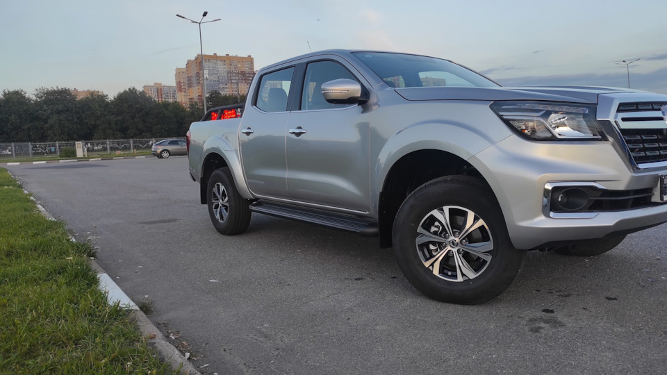 Dongfeng DF6