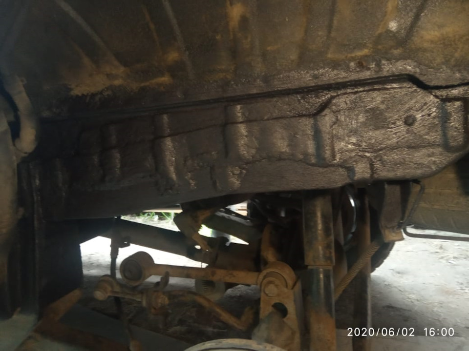 Замазал мастикой — Hyundai Starex (1G)