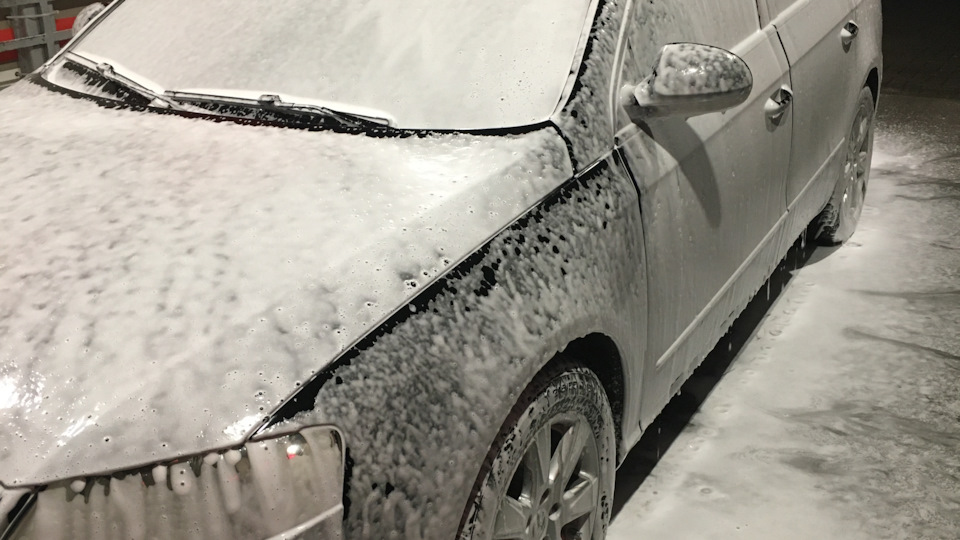 Volkswagen Passat Variant Чёрный 2.0 / 140