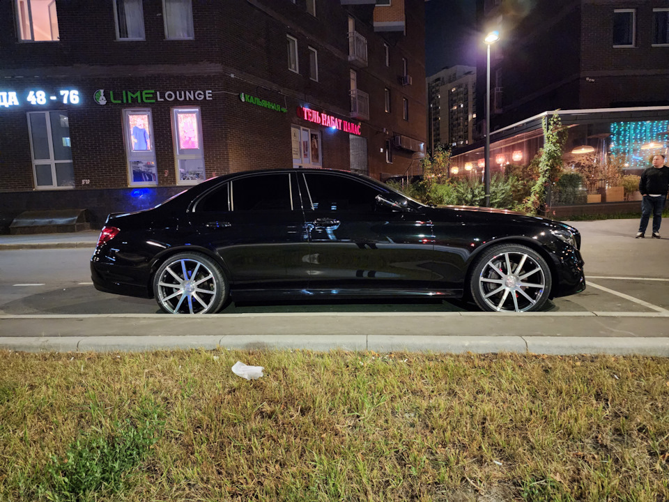 Фото в бортжурнале Mercedes-Benz E-Class (W213)