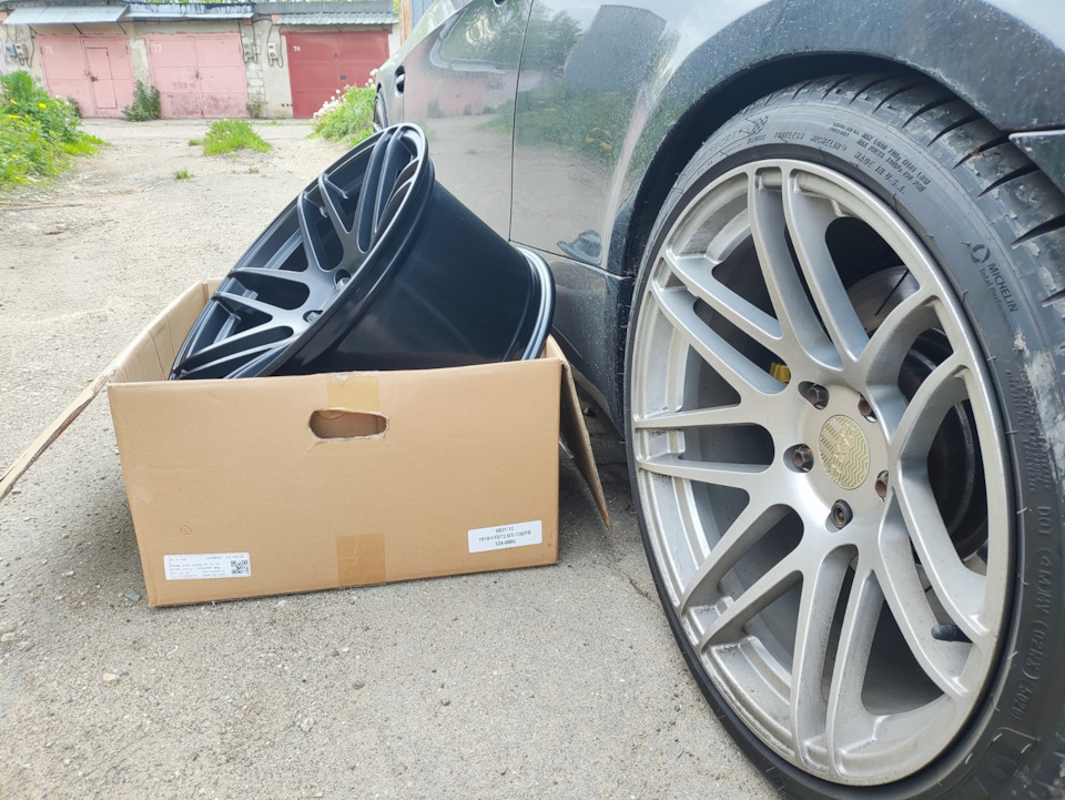 Огромный дип, наверное это самые диповые диски, которые я видел. — BMW 3 series Coupe (E92). Found on photo: IN434
