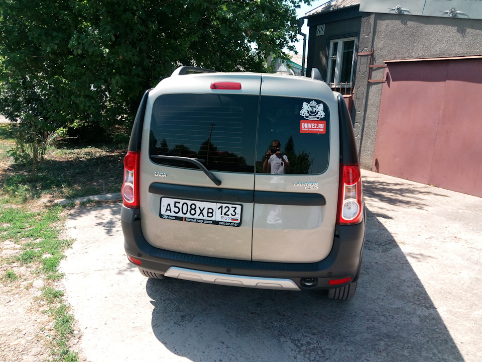 Фото в бортжурнале Lada Largus Cross. Запчасти на фото: 2070067