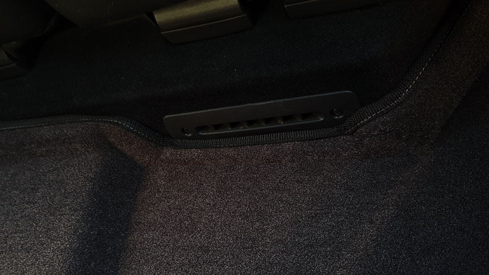 Фото в бортжурнале Mitsubishi Pajero (4G)