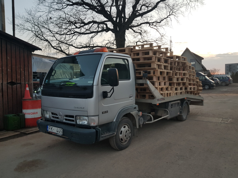 Фото в бортжурнале Nissan Cabstar