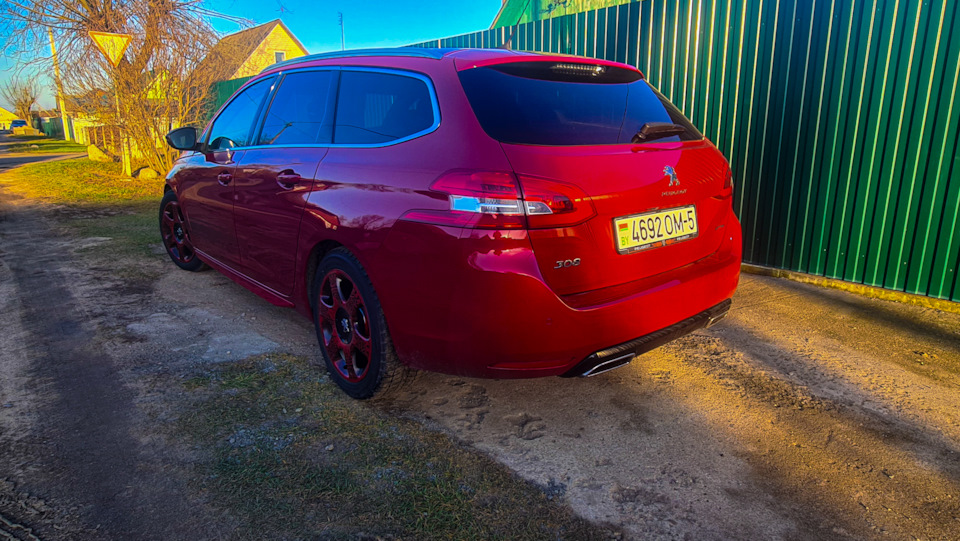 Фото в бортжурнале Peugeot 308 SW (2G)