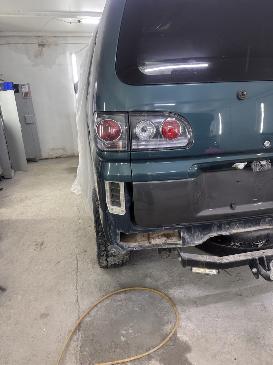 Фото в бортжурнале Mitsubishi Delica (L400)