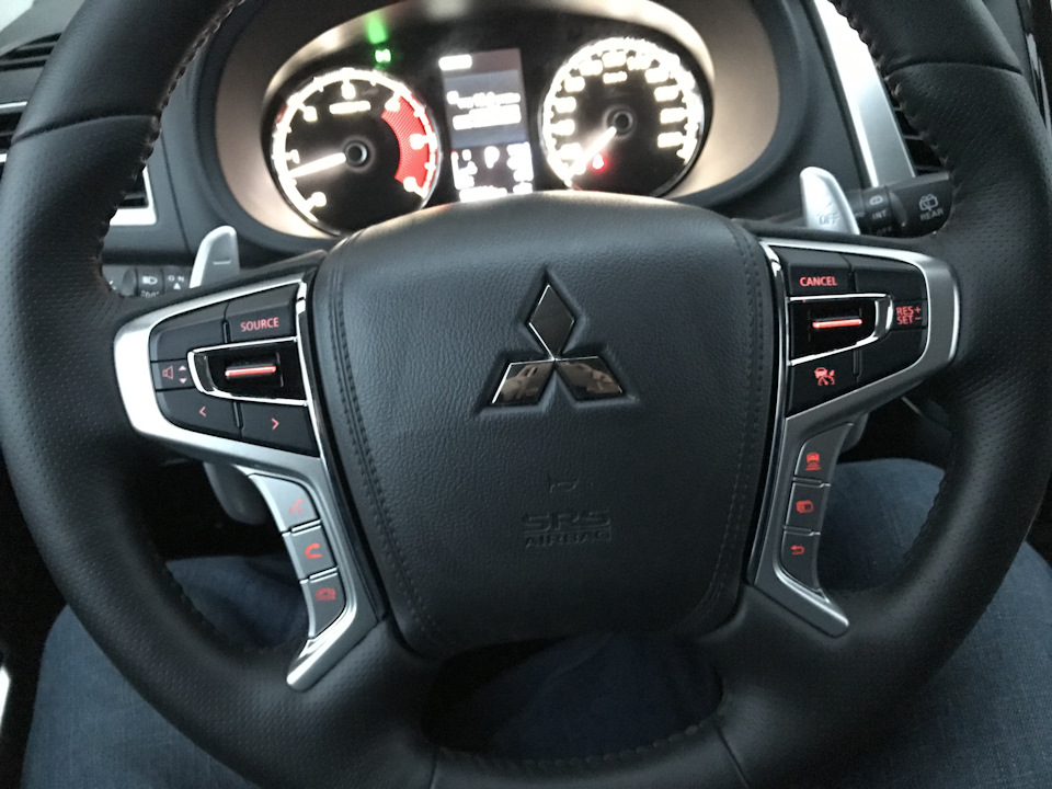 Фото в бортжурнале Mitsubishi Pajero Sport (3G)