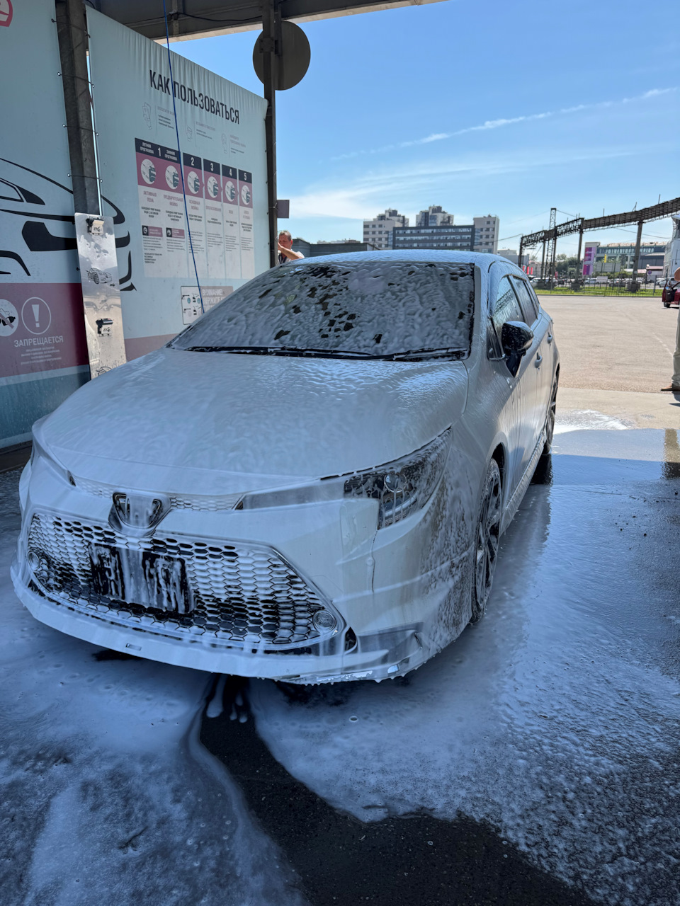Первая мойка в России — Toyota Corolla Touring