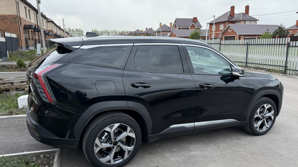 Geely Atlas Космолет