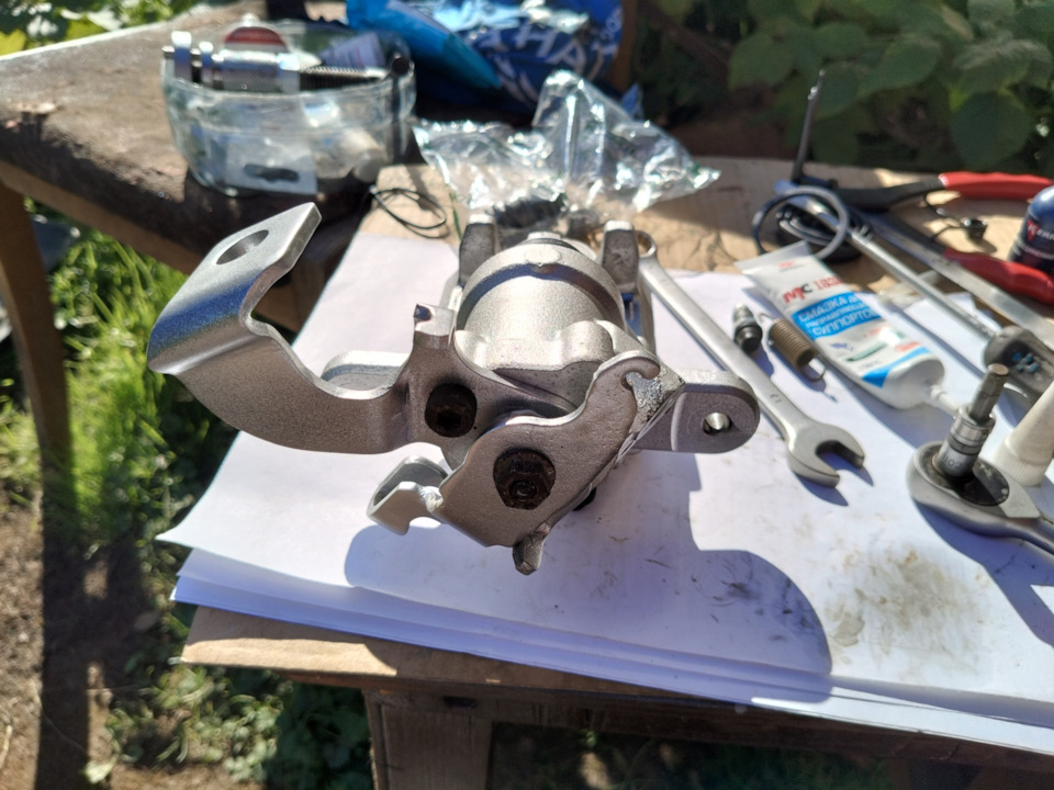 Фото в бортжурнале Toyota Corolla (140/150)