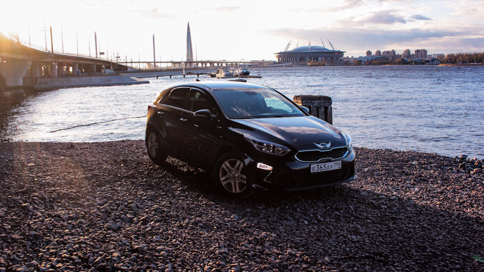 KIA Ceed 1.6 АКП Prestige