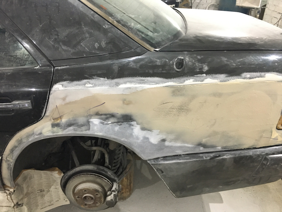 Фото в бортжурнале Mercedes-Benz E-Class (W124)
