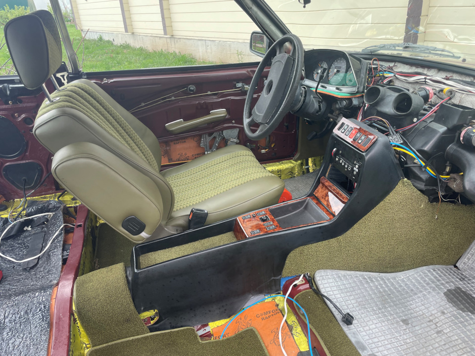 Фото в бортжурнале Mercedes-Benz W123