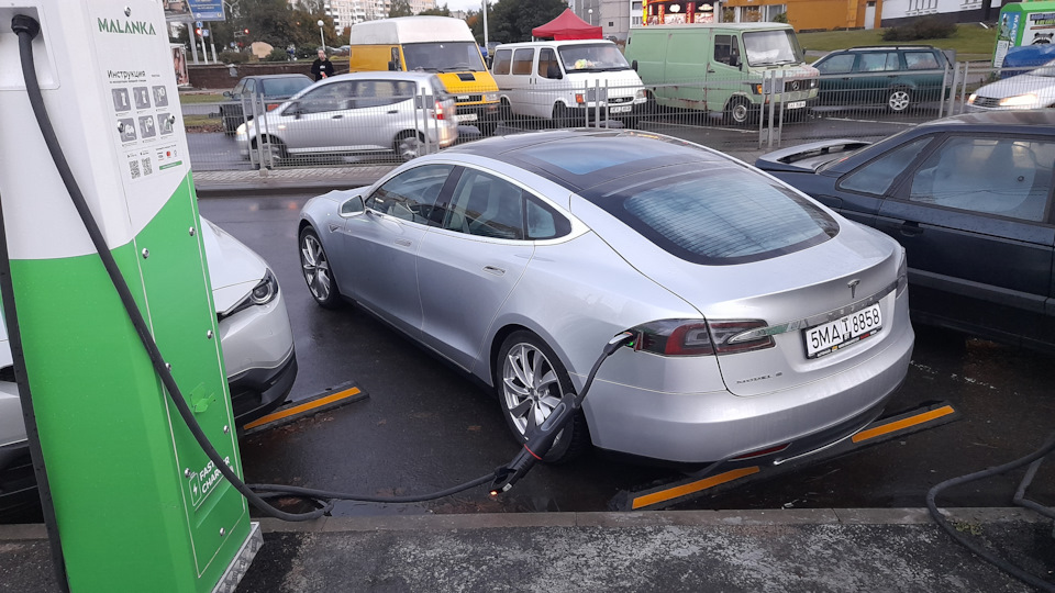 Зарядка после покупки — Tesla Model S