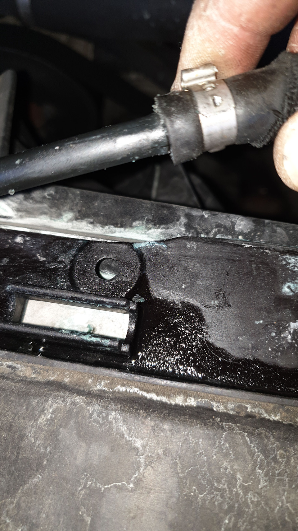 Photo from the logbook BMW 7 series (E65/E66)