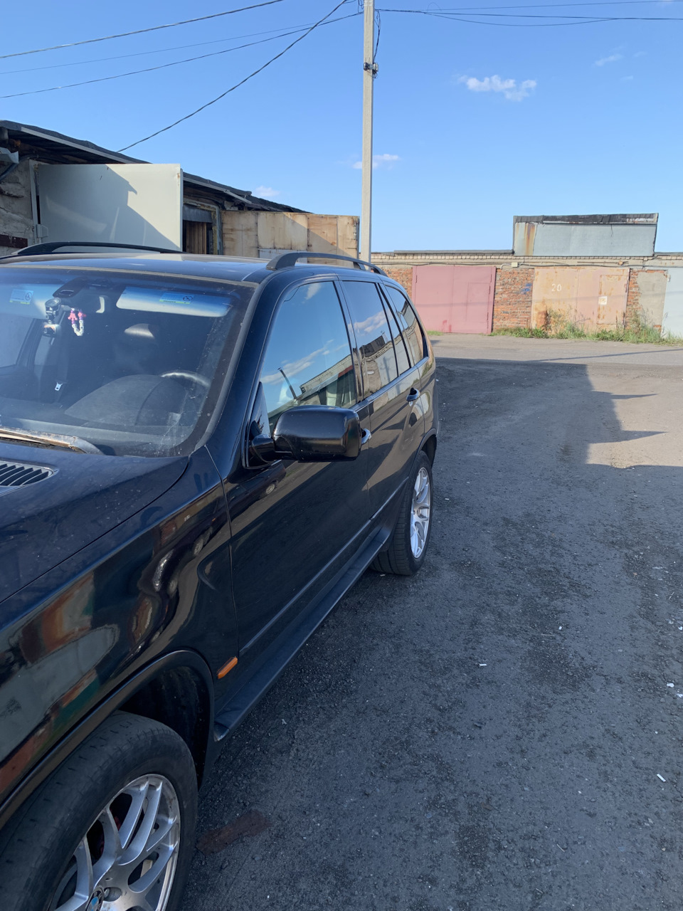 Фото в бортжурнале BMW X5 (E53)