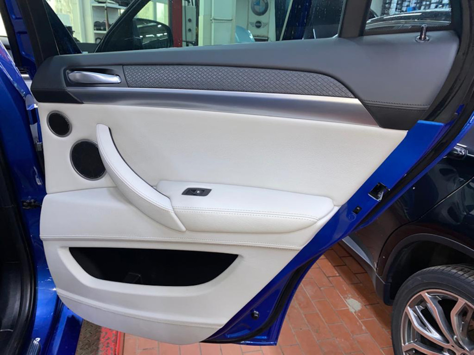 Фото в бортжурнале BMW X6 M (E71)
