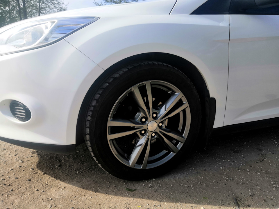 Фото в бортжурнале Ford Focus Sedan III
