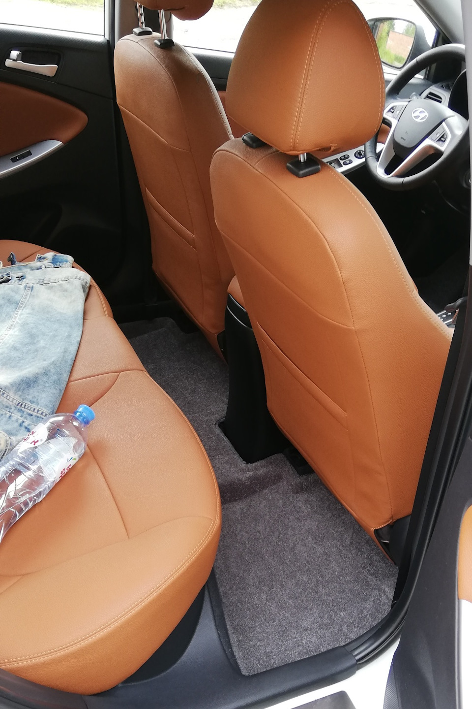 Фото в бортжурнале Hyundai Solaris Hatchback