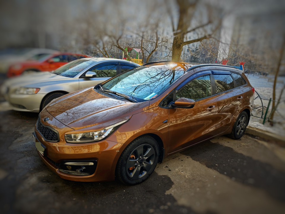 Фото в бортжурнале KIA Ceed SW (2G)