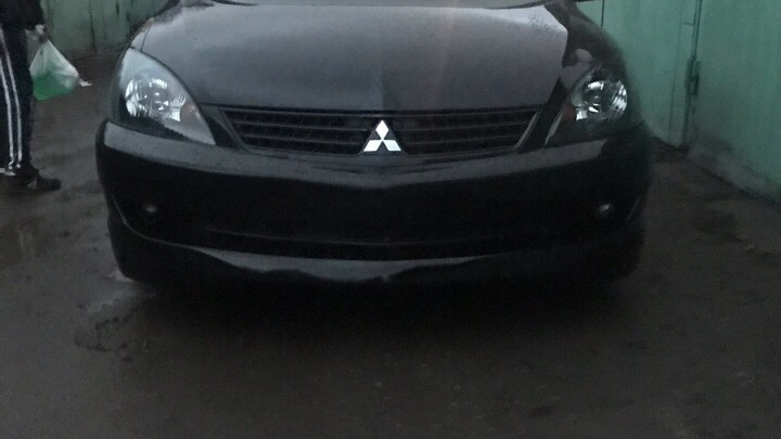 Mitsubishi Lancer