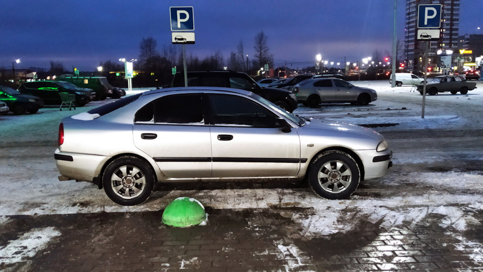 Mitsubishi Carisma Музыкальная шкатулка