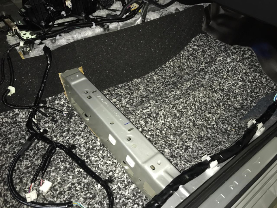 Фото в бортжурнале Toyota Camry (XV70)