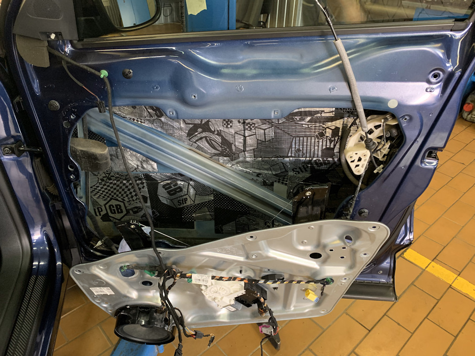 Фото в бортжурнале Volkswagen Tiguan (1G)