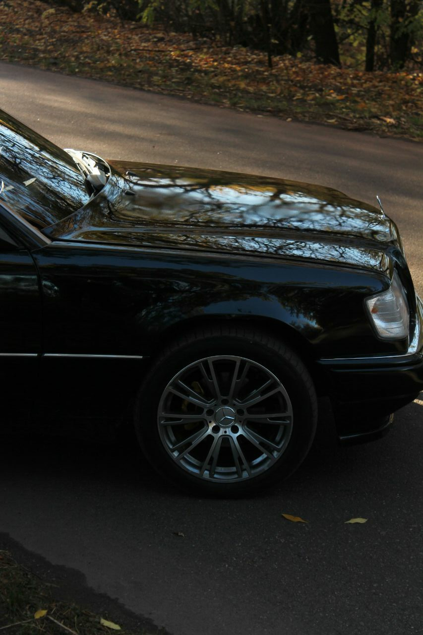 Фото в бортжурнале Mercedes-Benz E-Class (W124)
