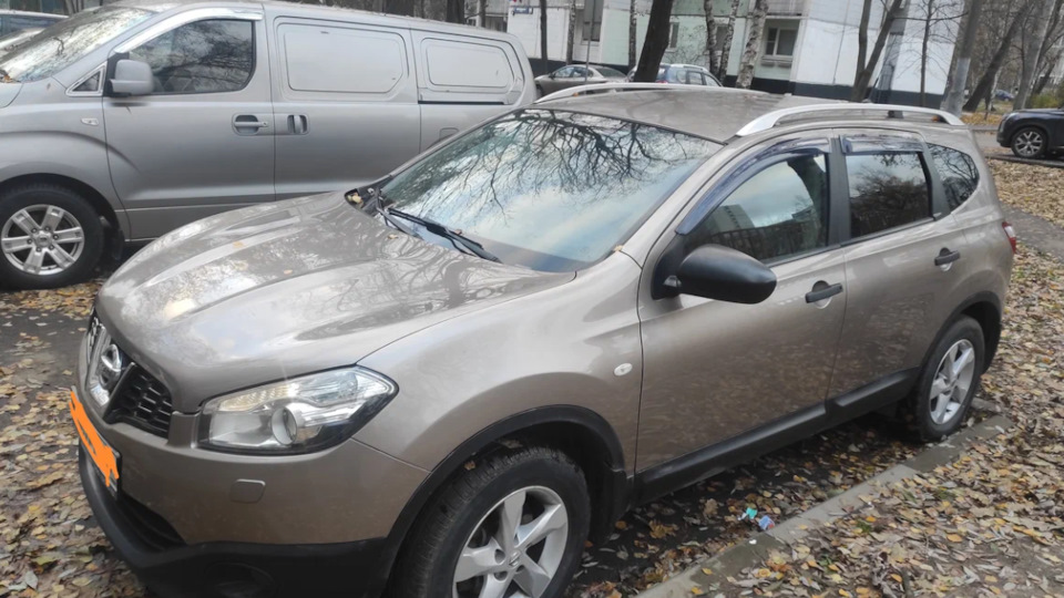 Nissan Qashqai+2 neandertalec