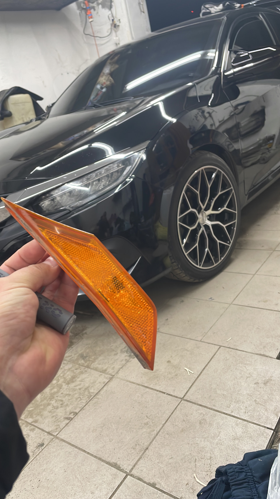 Установил чёрные отражатели🖤💣 — Honda Civic 4D (10G)