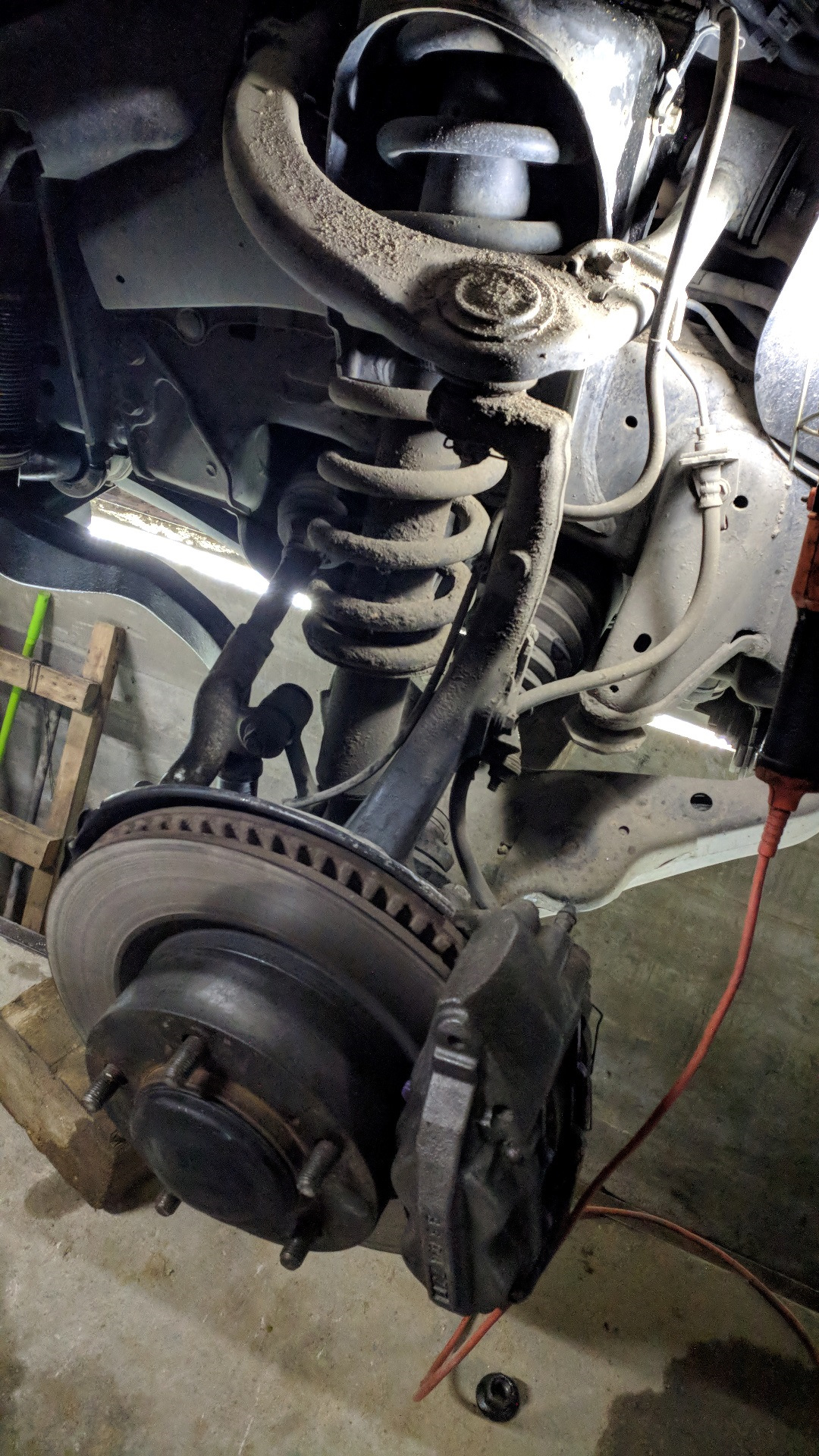 20. Замена стоек — Toyota Land Cruiser 200 бензин, 4,7 л, 2008 года ...