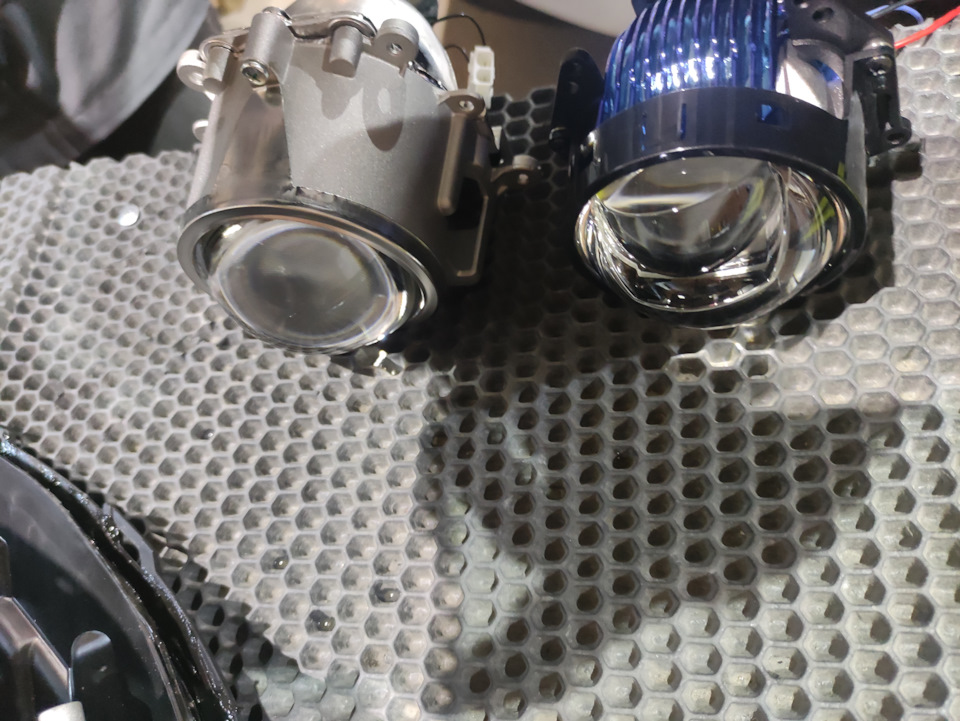 Сравнение Bi-Галоген и Bi-LED — KIA Rio (3G)