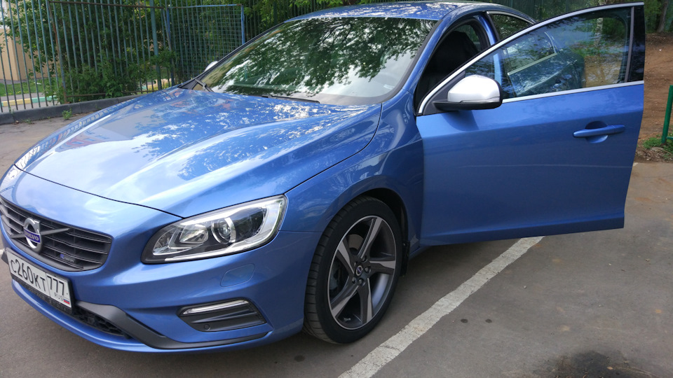 Volvo S60 Синий дельфин))R-design
