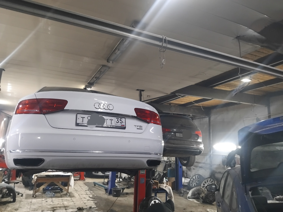 Фото в бортжурнале Audi A8 (D4)