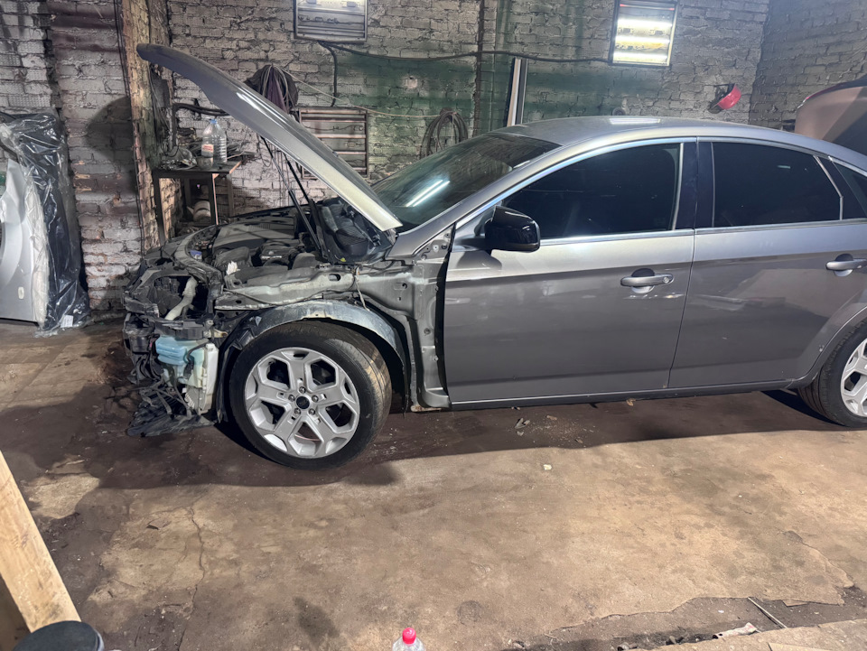 Photo from the logbook Ford Mondeo IV