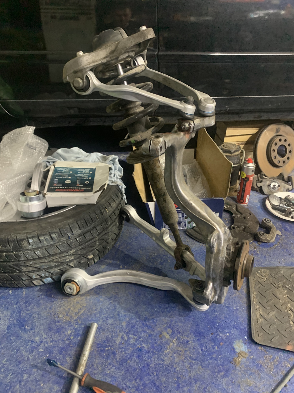 Фото в бортжурнале Audi A4 (B6)