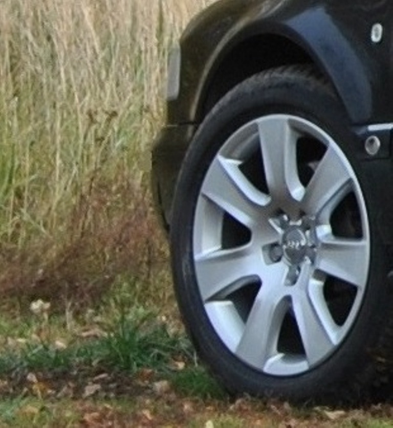 Новый диск на переднюю ось — Audi A8 (D2)