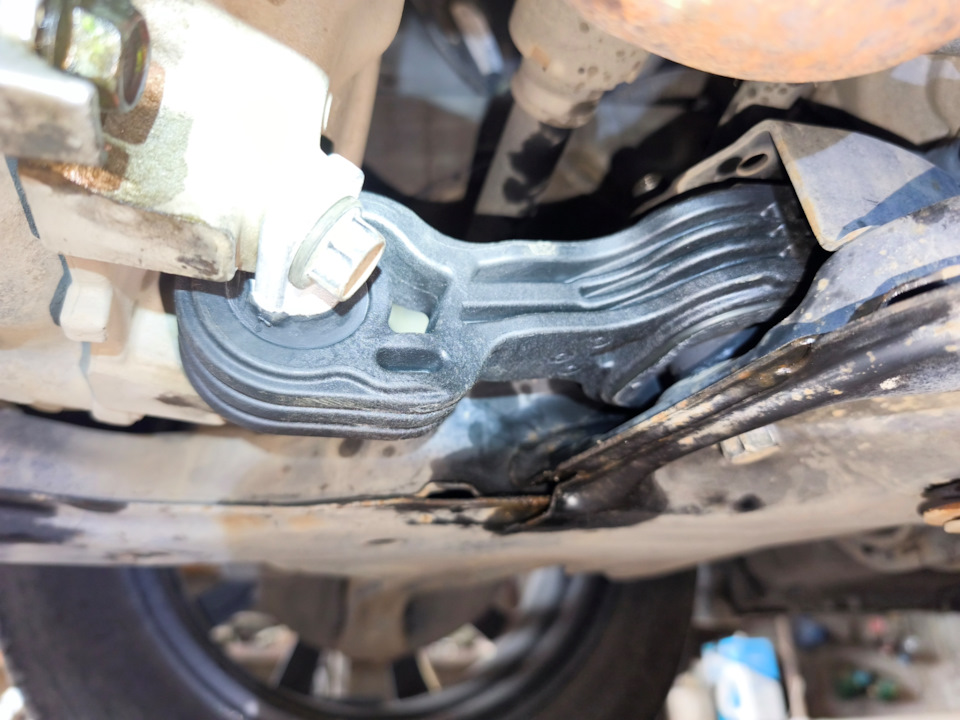 Фото в бортжурнале Honda Stream (RN6-9)