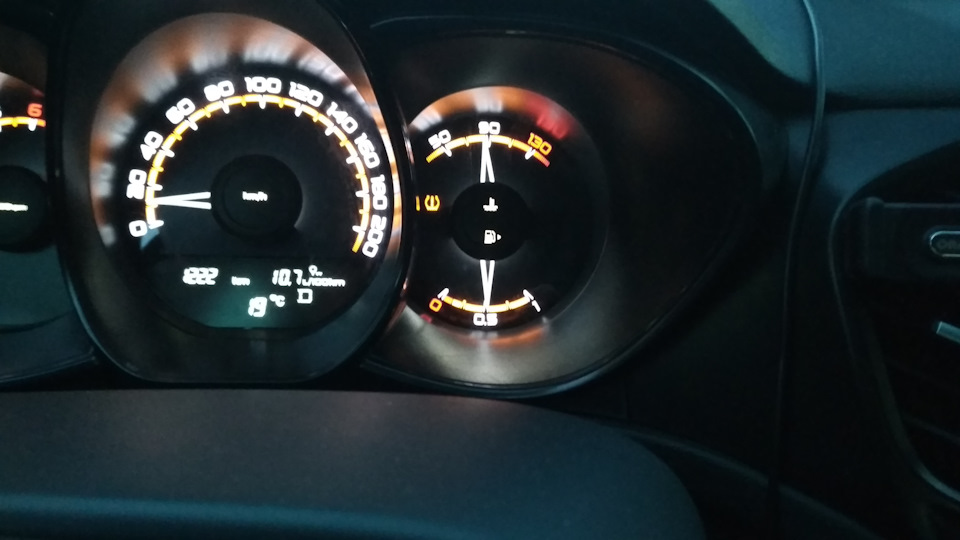 Фото в бортжурнале Lada Vesta SW (1G)