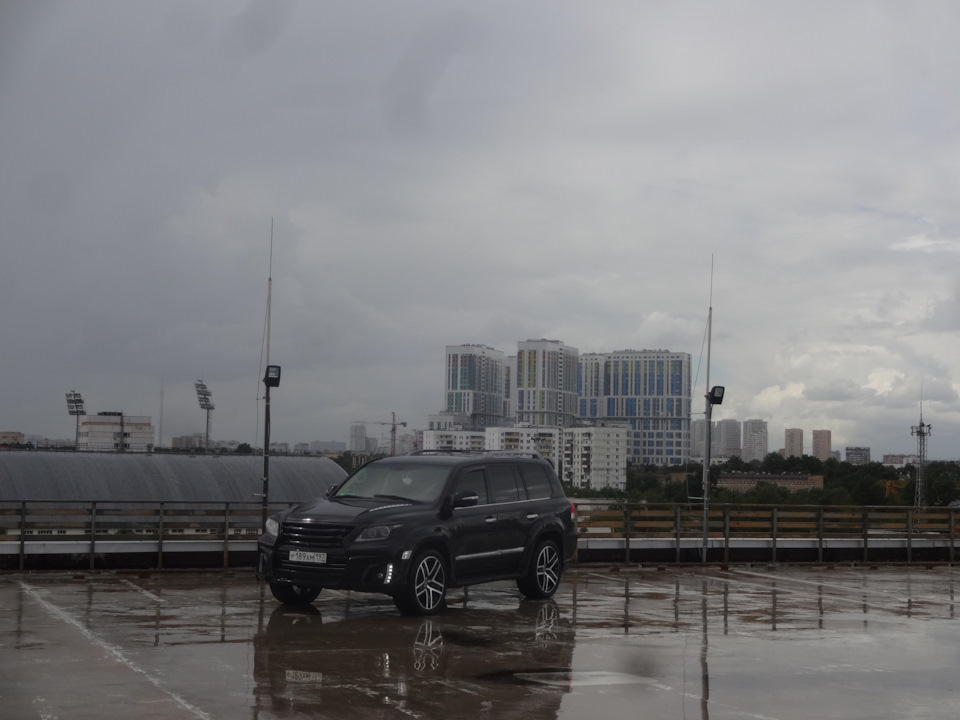 Фото в бортжурнале Lexus LX (URJ200/URJ201)