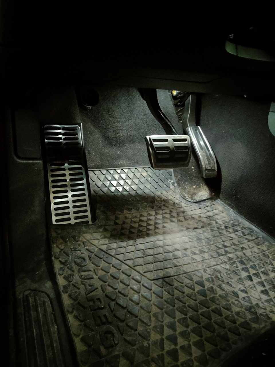 Фото в бортжурнале Volkswagen Touareg (2G)