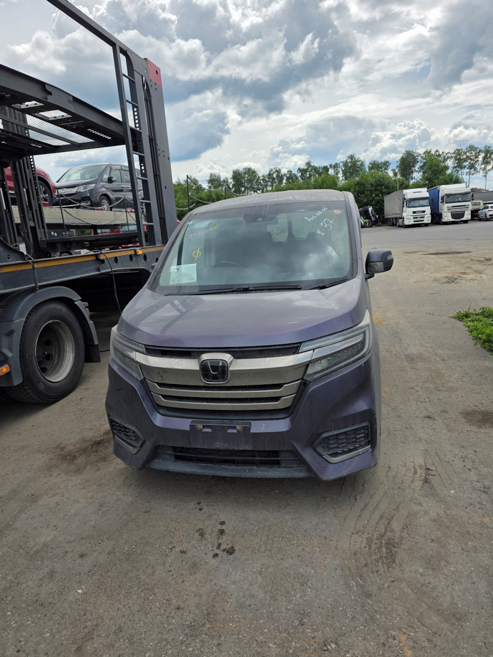 Photo from the logbook Honda Stepwgn (5G)