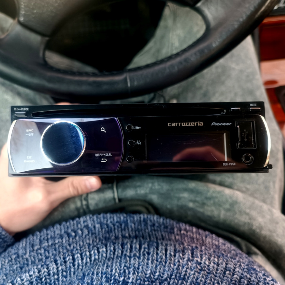 Магнитола. — Mercedes-Benz E-Class (W124)
