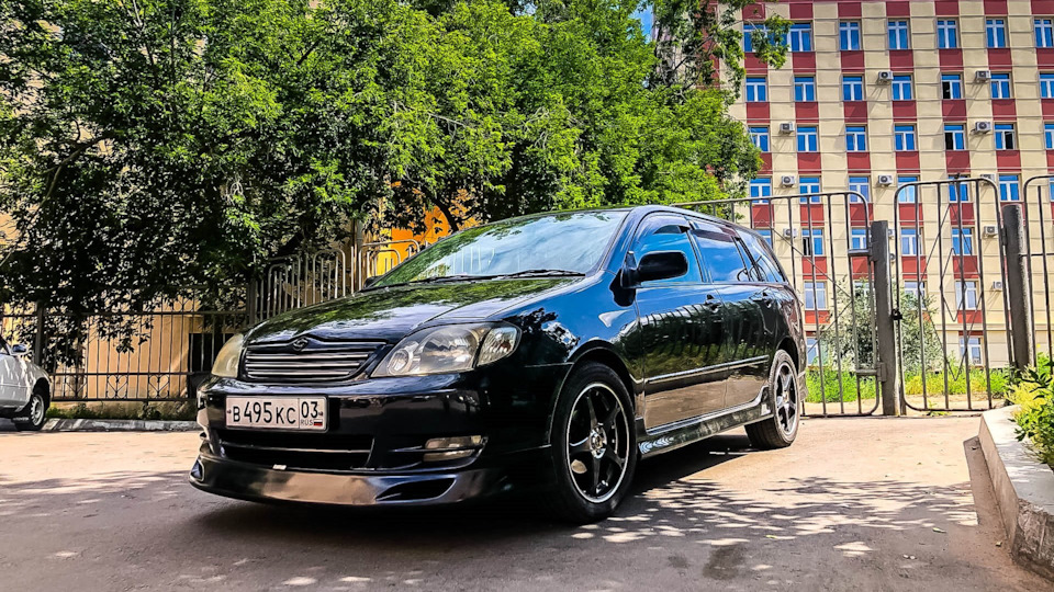 Toyota Corolla Fielder Black Original