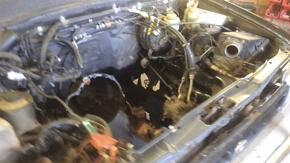 Фото в бортжурнале Nissan Terrano II