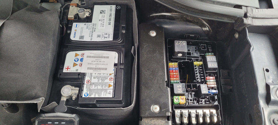 Фото в бортжурнале Volkswagen Tiguan (2G). Запчасти на фото: A0019828008