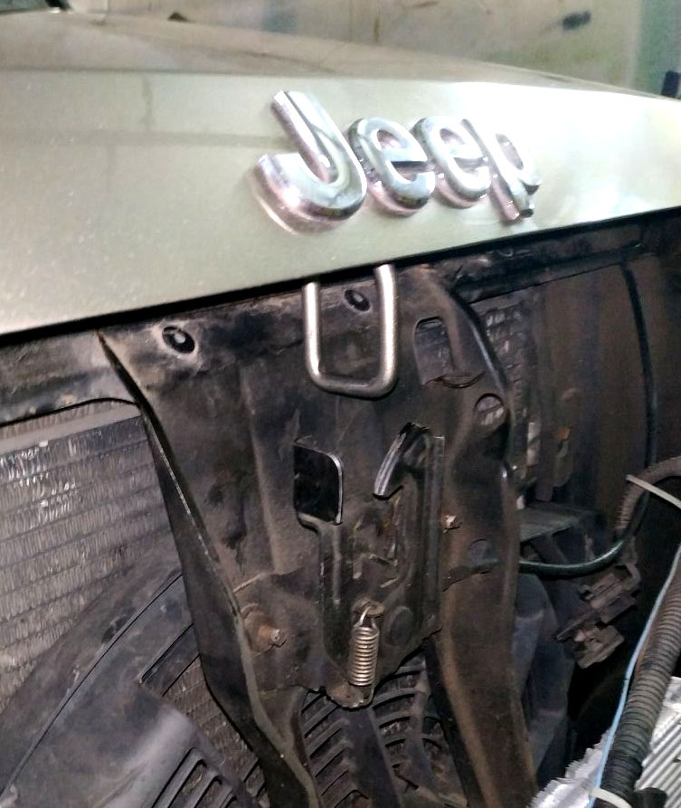 Фото в бортжурнале Jeep Cherokee (KJ)