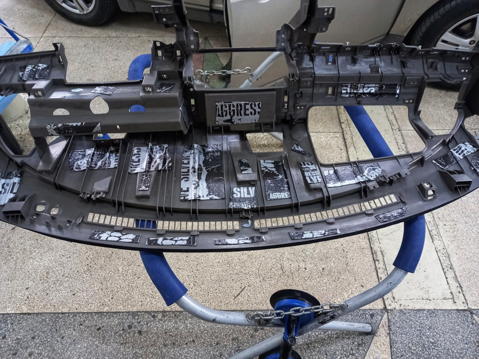 Сам корпус панели — Nissan Teana (J31)
