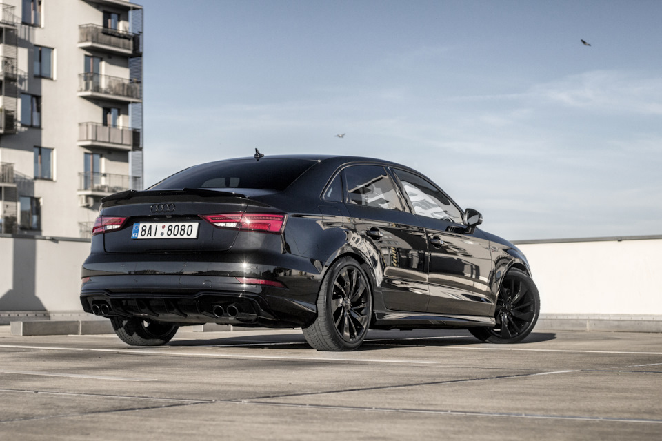 Фото в бортжурнале Audi A3 Sedan (8V)